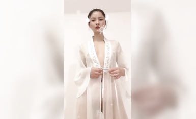 曾經紅極一時的網紅反差婊【王竹子】私拍視圖未流出（1）