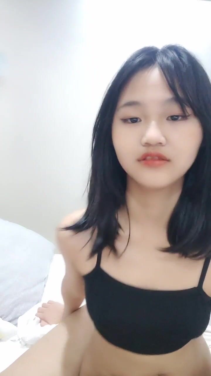 最新！2個蘿莉！內射！六小時！六小時！【夢夢】超嫩 (1)