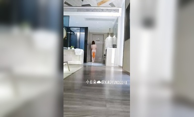 拿外賣翻到沒發過的存貨這是我第一次啊啊當時好尷尬和外賣還有對話我就不加背景了你們聽原聲吧關了門就腿軟了看到不點贊勾8短一半感謝轉發@slutbroadcast_1515326615378554886_720x1280