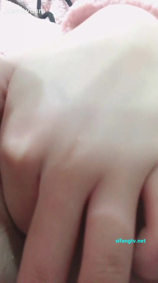 最新四位反差婊淫盪啪啪自慰大尺度私拍流出 人前女神 人後母狗 淫照私拍772P 高清2 (1)