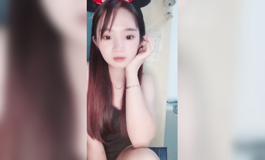 【忠於靈魂】顏直區 大三女大生 跳蛋自慰 特寫 密碼房~！ (1)