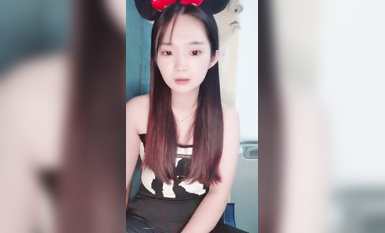 【忠於靈魂】顏直區 大三女大生 跳蛋自慰 特寫 密碼房~！ (4)