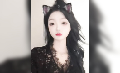 長沙市申雅琴從水電八局高技輟學下海 抖音談價傍金主火爆網路成騷雞傳奇