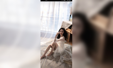 最新《瘋狂抖音》外篇之《抖音擦邊3》顏值主播直播各顯神通 閃現 走光露點 刷邊PK (174)