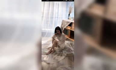 最新《瘋狂抖音》外篇之《抖音擦邊3》顏值主播直播各顯神通 閃現 走光露點 刷邊PK (174)