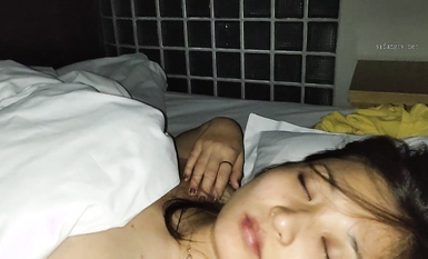 完美露臉天津反差大學生沈J惠與男友日常不雅自拍流出 口爆刮毛虛擬做愛啪啪真實刺激對白清晰 (13)