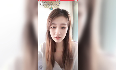 最新《瘋狂抖音》外篇之《抖音擦邊3》顏值主播直播各顯神通 閃現 走光露點 刷邊PK (25)