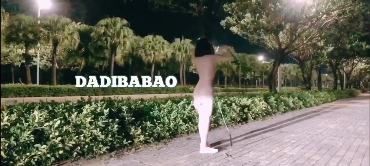 抖音80W粉絲推特網紅超萌蘿莉反差婊一隻喔私拍視圖大量流出人前露出3P喝尿野戰騷中極品 (101)