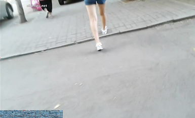 各種地方摸完女生翹臀或黑絲長腿就跑 各種尖叫聲 有的露臉 有的抄底 腎上腺素拉滿 太刺激 (31)