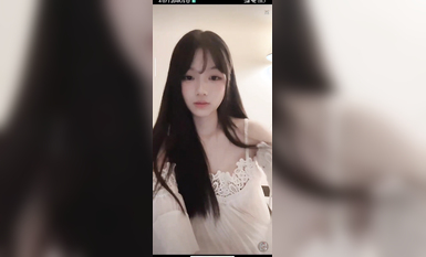 最新《瘋狂抖音》外篇之《抖音擦邊3》顏值主播直播各顯神通 閃現 走光露點 刷邊PK (220)