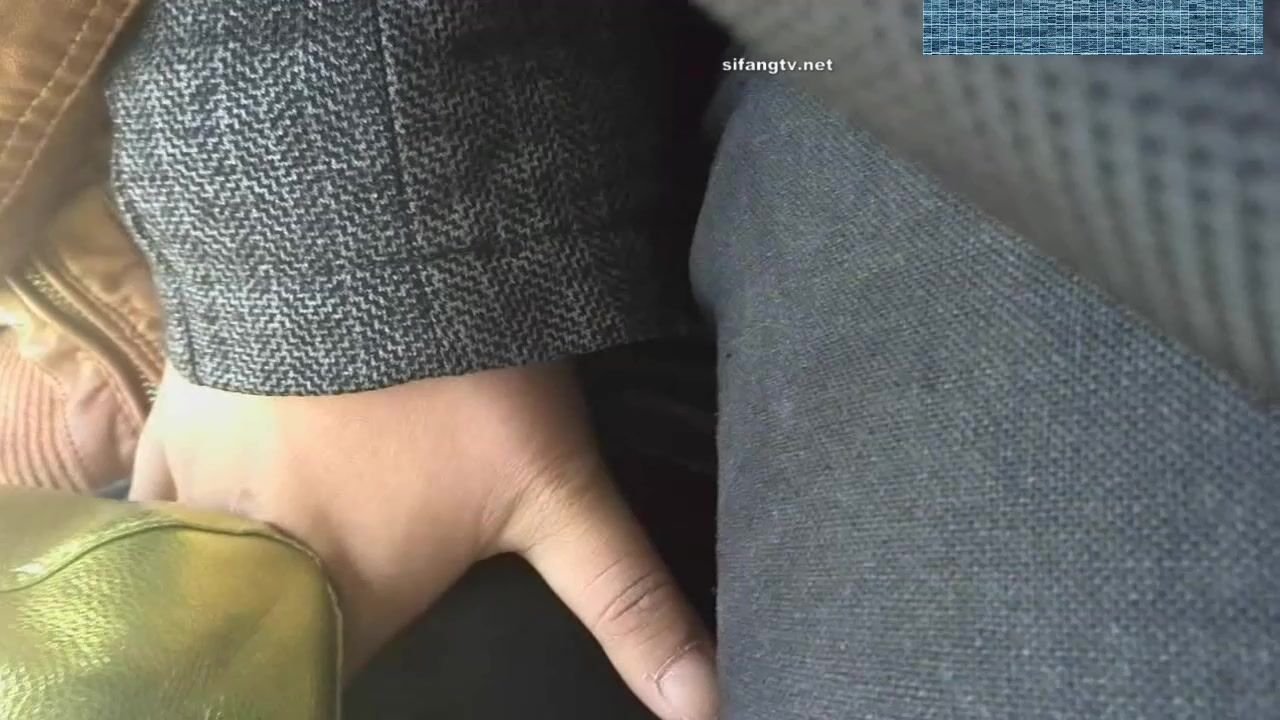 各種地方摸完女生翹臀或黑絲長腿就跑 各種尖叫聲 有的露臉 有的抄底 腎上腺素拉滿 太刺激 (4)