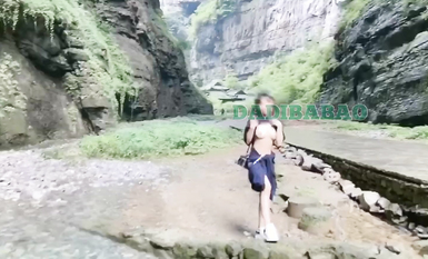 抖音80W粉絲推特網紅超萌蘿莉反差婊一隻喔私拍視圖大量流出人前露出3P喝尿野戰騷中極品 (127)