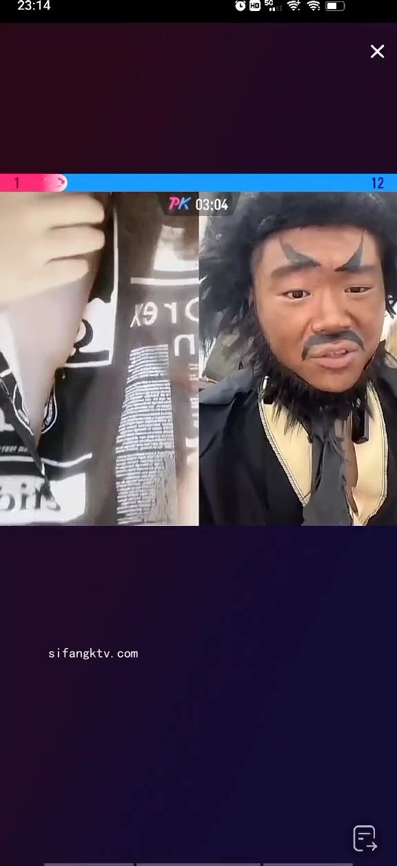 最新《瘋狂抖音》外篇之《抖音擦邊3》顏值主播直播各顯神通 閃現 走光露點 刷邊PK (84)