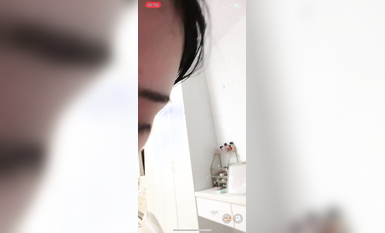 最新《瘋狂抖音》外篇之《抖音擦邊3》顏值主播直播各顯神通 閃現 走光露點 刷邊PK (55)