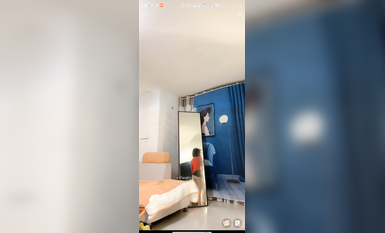 最新《瘋狂抖音》外篇之《抖音擦邊3》顏值主播直播各顯神通 閃現 走光露點 刷邊PK (82)