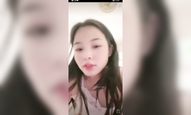 最新《瘋狂抖音》外篇之《抖音擦邊3》顏值主播直播各顯神通 閃現 走光露點 刷邊PK (202)