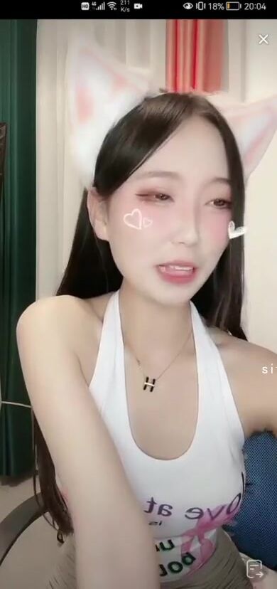 最新《瘋狂抖音》外篇之《抖音擦邊3》顏值主播直播各顯神通 閃現 走光露點 刷邊PK (9)