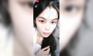 最新《瘋狂抖音》外篇之《抖音擦邊3》顏值主播直播各顯神通 閃現 走光露點 刷邊PK (197)