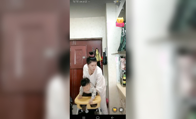 最新《瘋狂抖音》外篇之《抖音擦邊3》顏值主播直播各顯神通 閃現 走光露點 刷邊PK (216)