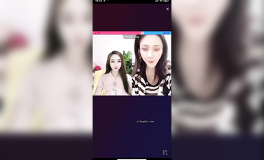 最新《瘋狂抖音》外篇之《抖音擦邊3》顏值主播直播各顯神通 閃現 走光露點 刷邊PK (2)