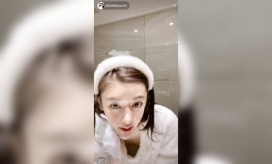 最新《瘋狂抖音》外篇之《抖音擦邊3》顏值主播直播各顯神通 閃現 走光露點 刷邊PK (13)