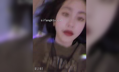 最新《瘋狂抖音》外篇之《抖音擦邊3》顏值主播直播各顯神通 閃現 走光露點 刷邊PK (128)