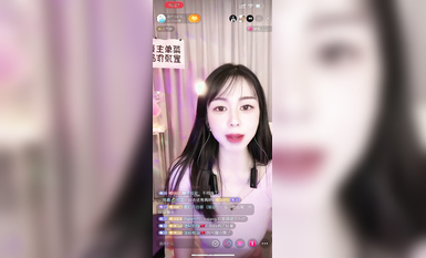 最新《瘋狂抖音》外篇之《抖音擦邊3》顏值主播直播各顯神通 閃現 走光露點 刷邊PK (101)