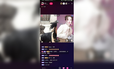 最新《瘋狂抖音》外篇之《抖音擦邊3》顏值主播直播各顯神通 閃現 走光露點 刷邊PK (80)