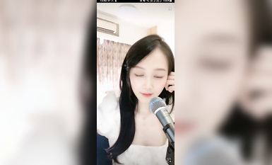 最新《瘋狂抖音》外篇之《抖音擦邊3》顏值主播直播各顯神通 閃現 走光露點 刷邊PK (229)