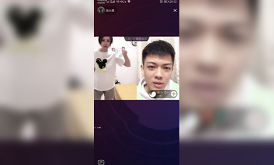 最新《瘋狂抖音》外篇之《抖音擦邊3》顏值主播直播各顯神通 閃現 走光露點 刷邊PK (85)