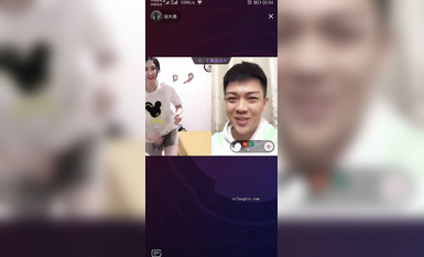 最新《瘋狂抖音》外篇之《抖音擦邊3》顏值主播直播各顯神通 閃現 走光露點 刷邊PK (85)