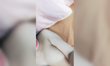 重磅！G奶女神下海！超漂亮~【維維呀】道具自慰！擼到腳軟 (3)