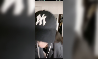 最新《瘋狂抖音》外篇之《抖音擦邊2》顏值主播各顯神通 閃現走光 刷邊尿尿熱舞 扣逼漏奶 (24)