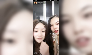 最新《瘋狂抖音》外篇之《抖音擦邊2》顏值主播各顯神通 閃現走光 刷邊尿尿熱舞 扣逼漏奶 (168)