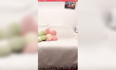 最新《瘋狂抖音》外篇之《抖音擦邊2》顏值主播各顯神通 閃現走光 刷邊尿尿熱舞 扣逼漏奶 (26)