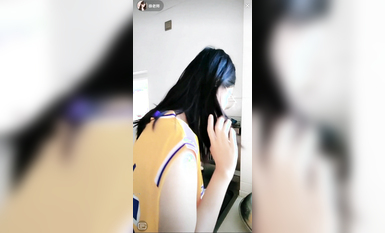 最新《瘋狂抖音》外篇之《抖音擦邊2》顏值主播各顯神通 閃現走光 刷邊尿尿熱舞 扣逼漏奶 (156)