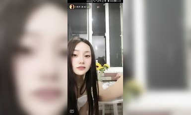 最新《瘋狂抖音》外篇之《抖音擦邊2》顏值主播各顯神通 閃現走光 刷邊尿尿熱舞 扣逼漏奶 (167)