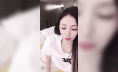 最新《瘋狂抖音》外篇之《抖音擦邊2》顏值主播各顯神通 閃現走光 刷邊尿尿熱舞 扣逼漏奶 (150)