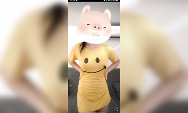 最新《瘋狂抖音》外篇之《抖音擦邊2》顏值主播各顯神通 閃現走光 刷邊尿尿熱舞 扣逼漏奶 (96)