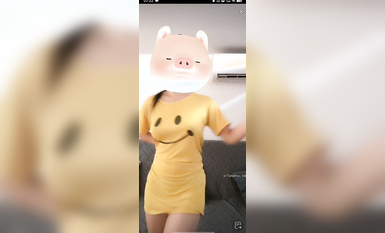 最新《瘋狂抖音》外篇之《抖音擦邊2》顏值主播各顯神通 閃現走光 刷邊尿尿熱舞 扣逼漏奶 (96)