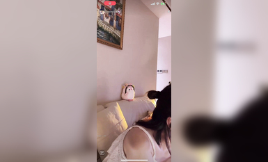 最新《瘋狂抖音》外篇之《抖音擦邊2》顏值主播各顯神通 閃現走光 刷邊尿尿熱舞 扣逼漏奶 (76)