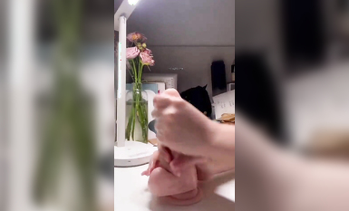 超嫩蘿莉雲集『玉紫醬+甜甜起司桃+貓七小+兔醬』極品翹乳粉穴榨乾你的精華超養眼甜甜起司桃 (1)