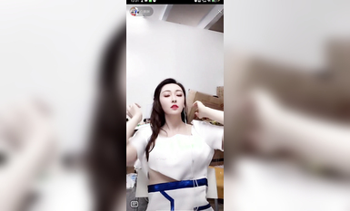 最新《瘋狂抖音》外篇之《抖音擦邊2》顏值主播各顯神通 閃現走光 刷邊尿尿熱舞 扣逼漏奶 (163)