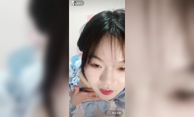 最新《瘋狂抖音》外篇之《抖音擦邊2》顏值主播各顯神通 閃現走光 刷邊尿尿熱舞 扣逼漏奶 (56)