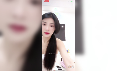 最新《瘋狂抖音》外篇之《抖音擦邊2》顏值主播各顯神通 閃現走光 刷邊尿尿熱舞 扣逼漏奶 (204)