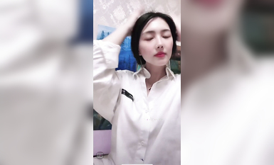 最新《瘋狂抖音》外篇之《抖音擦邊2》顏值主播各顯神通 閃現走光 刷邊尿尿熱舞 扣逼漏奶 (151)