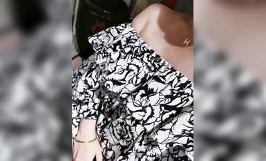 重磅推薦！淫盪肥臀人妻母狗【見過騷的 沒見過這么騷的】喜歡戶外露出，喜歡被很多男人操 (147)