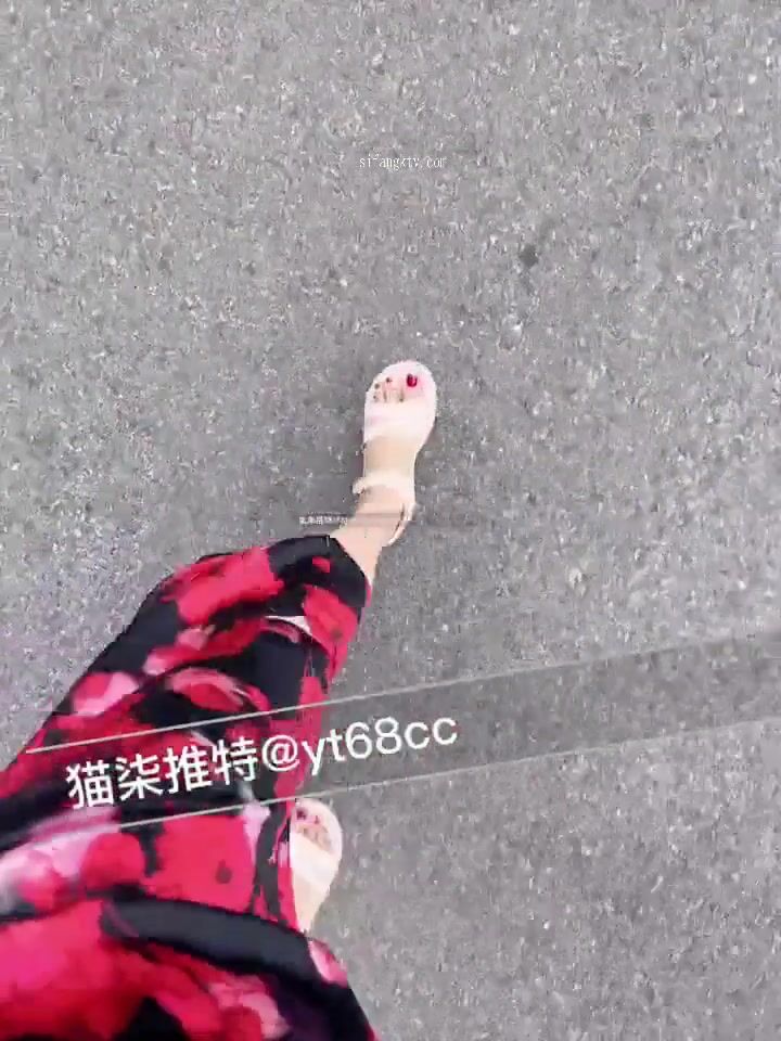 超嫩蘿莉雲集『玉紫醬+甜甜起司桃+貓七小+兔醬』極品翹乳粉穴榨乾你的精華超養眼貓七小噴泉 (12)