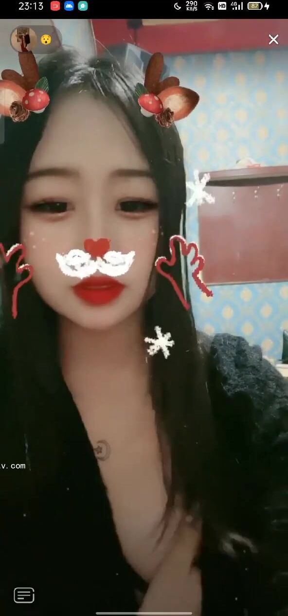 最新《瘋狂抖音》外篇之《抖音擦邊2》顏值主播各顯神通 閃現走光 刷邊尿尿熱舞 扣逼漏奶 (172)