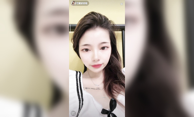 最新《瘋狂抖音》外篇之《抖音擦邊2》顏值主播各顯神通 閃現走光 刷邊尿尿熱舞 扣逼漏奶 (149)